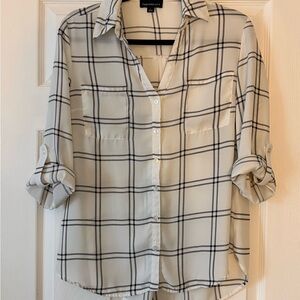Women's Plaid Button Down Shirt - Black and White